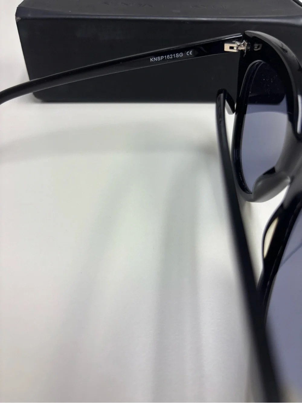 Kendall & Kylie Kaia Thick Black Cat-Eye Retro Sunglasses